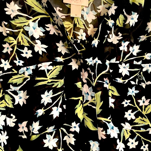Loft sheer floral collarless button down shirt - Picture 3 of 7